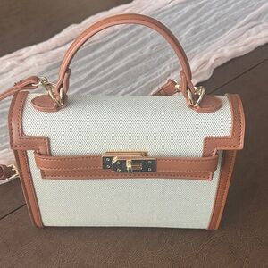 Elegant White and Tan Handbag
